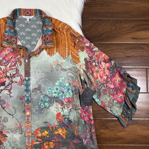 John Mark Women's Size 2X Mixed Print Button Front Blouse Top Wired Collar - Picture 2 of 11